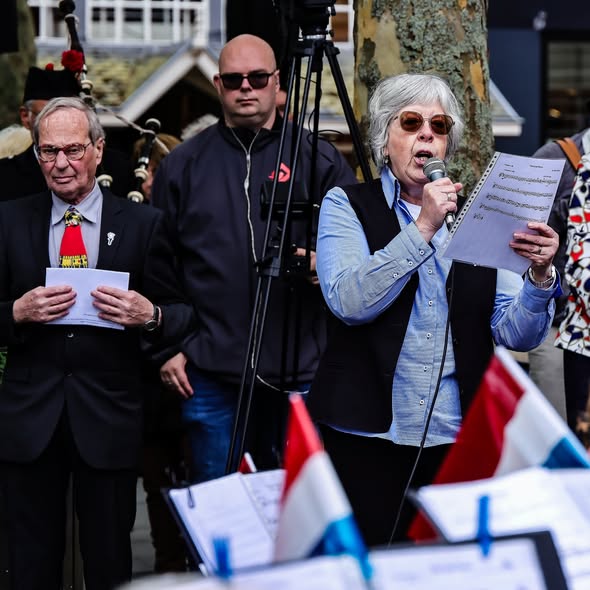 Optreden bevrijdingsfeest Helmond-Centrum — foto 12