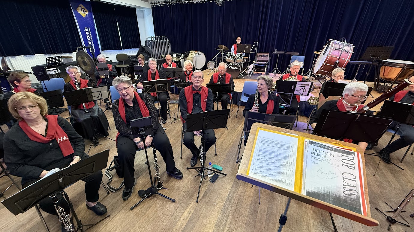 Uitwisselingsconcert met Muziekvereniging Muzikale uit Aarle-Rixtel — foto 208