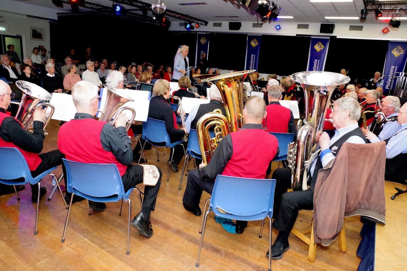 Uitwisselingsconcert met Muziekvereniging Muzikale uit Aarle-Rixtel — foto 193