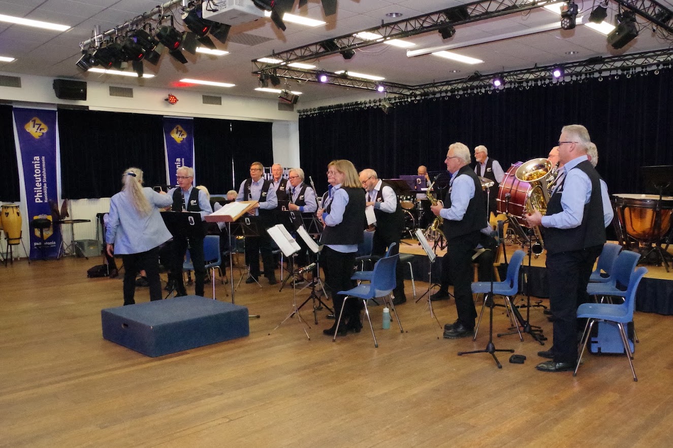 Uitwisselingsconcert met Muziekvereniging Muzikale uit Aarle-Rixtel — foto 94