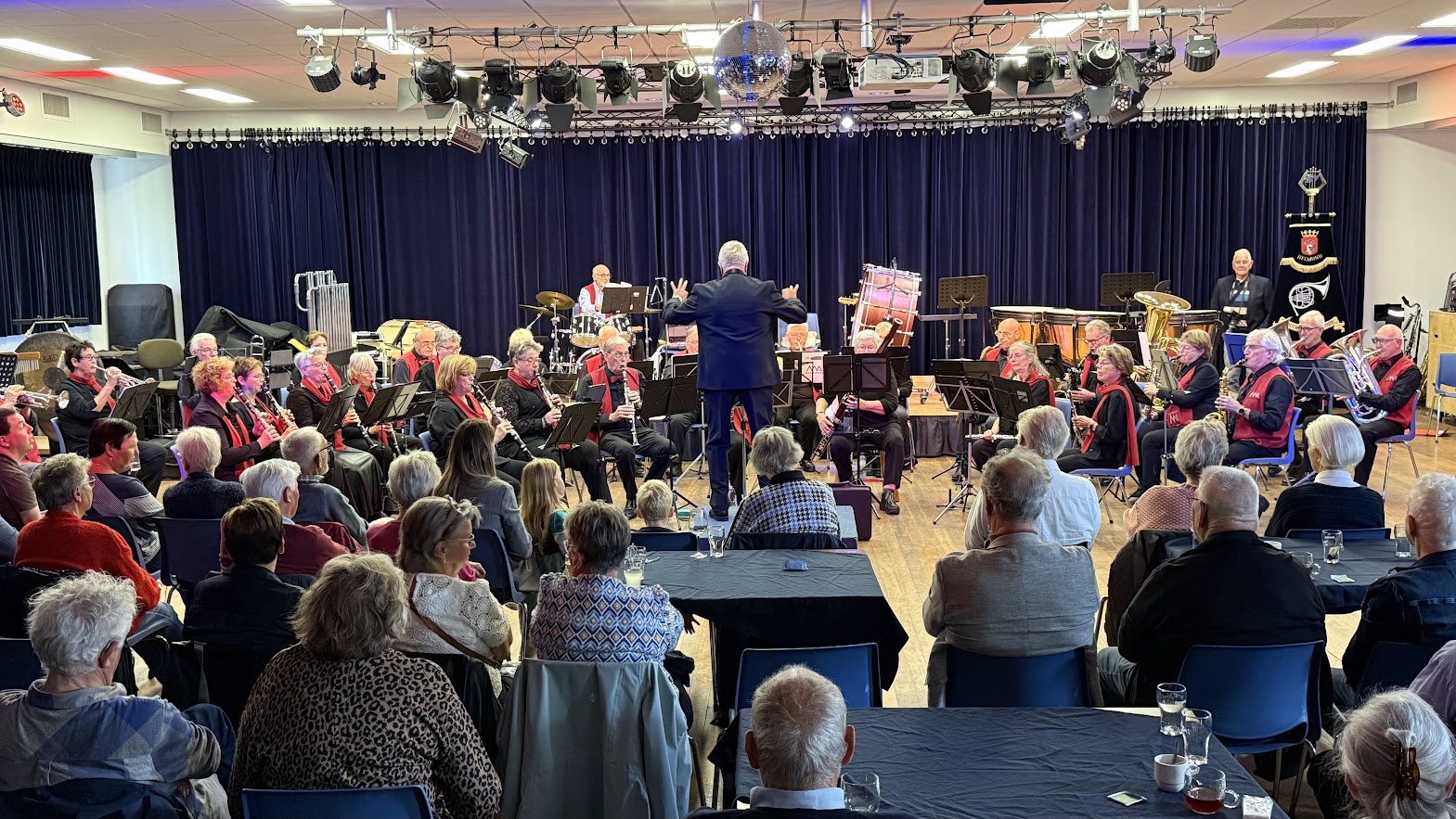 Uitwisselingsconcert met Muziekvereniging Muzikale uit Aarle-Rixtel — foto 226