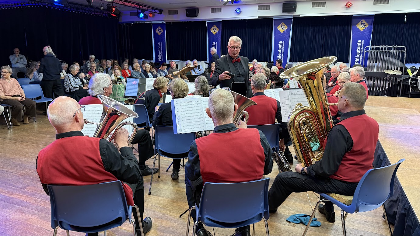 Uitwisselingsconcert met Muziekvereniging Muzikale uit Aarle-Rixtel — foto 213