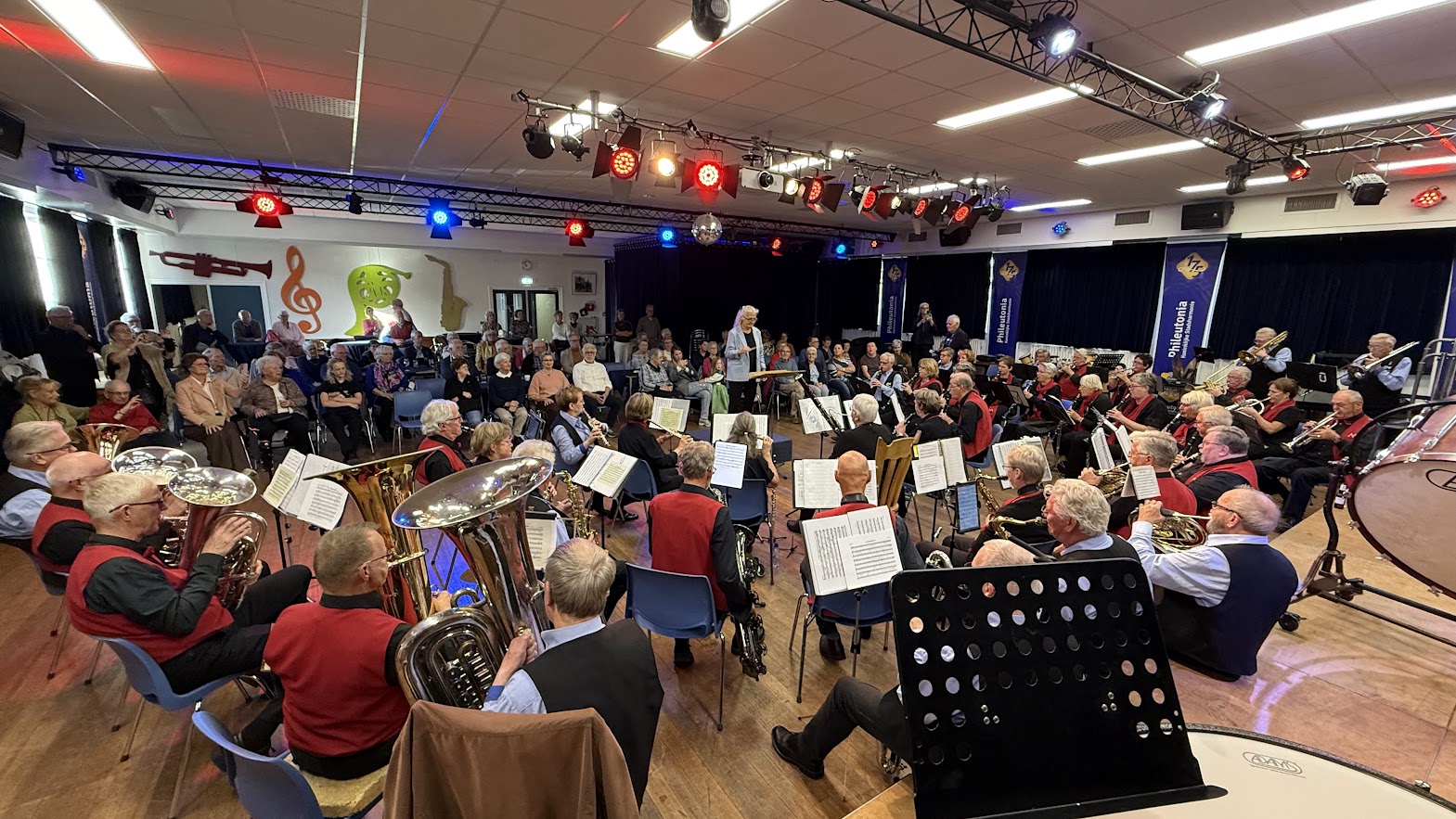 Uitwisselingsconcert met Muziekvereniging Muzikale uit Aarle-Rixtel — foto 240