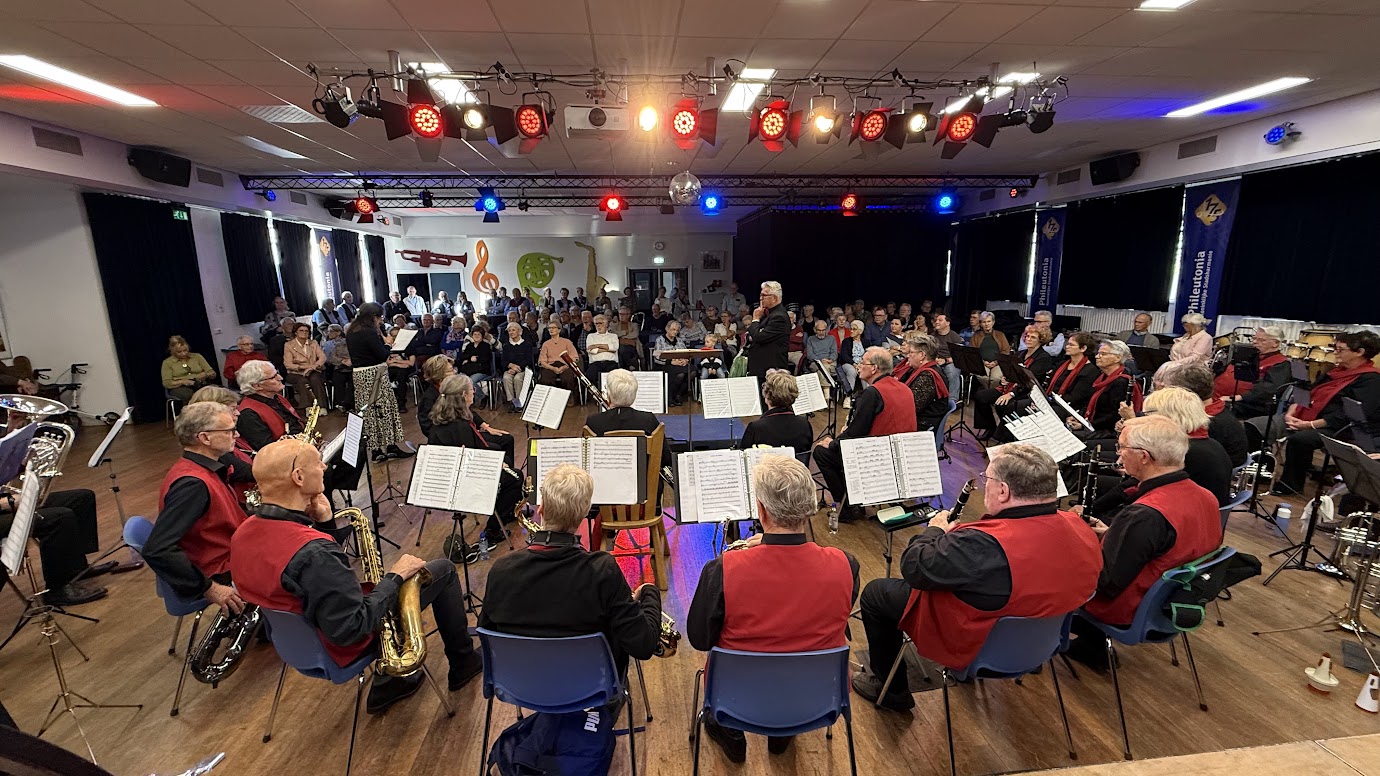 Uitwisselingsconcert met Muziekvereniging Muzikale uit Aarle-Rixtel — foto 217
