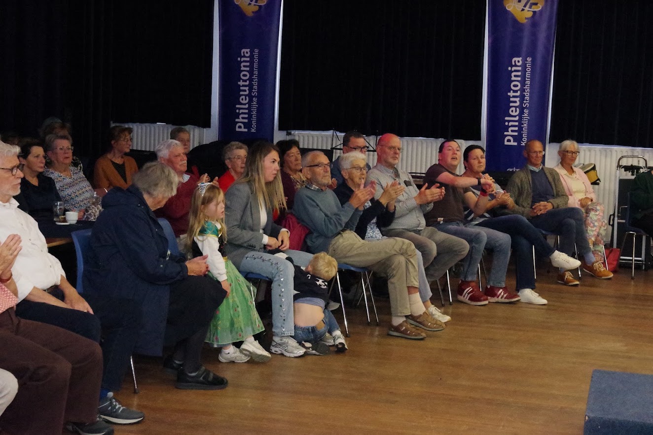 Uitwisselingsconcert met Muziekvereniging Muzikale uit Aarle-Rixtel — foto 93