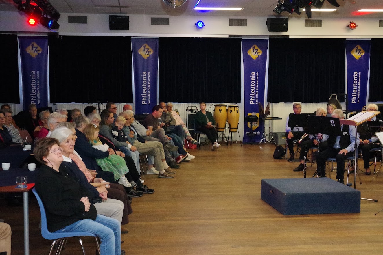 Uitwisselingsconcert met Muziekvereniging Muzikale uit Aarle-Rixtel — foto 49