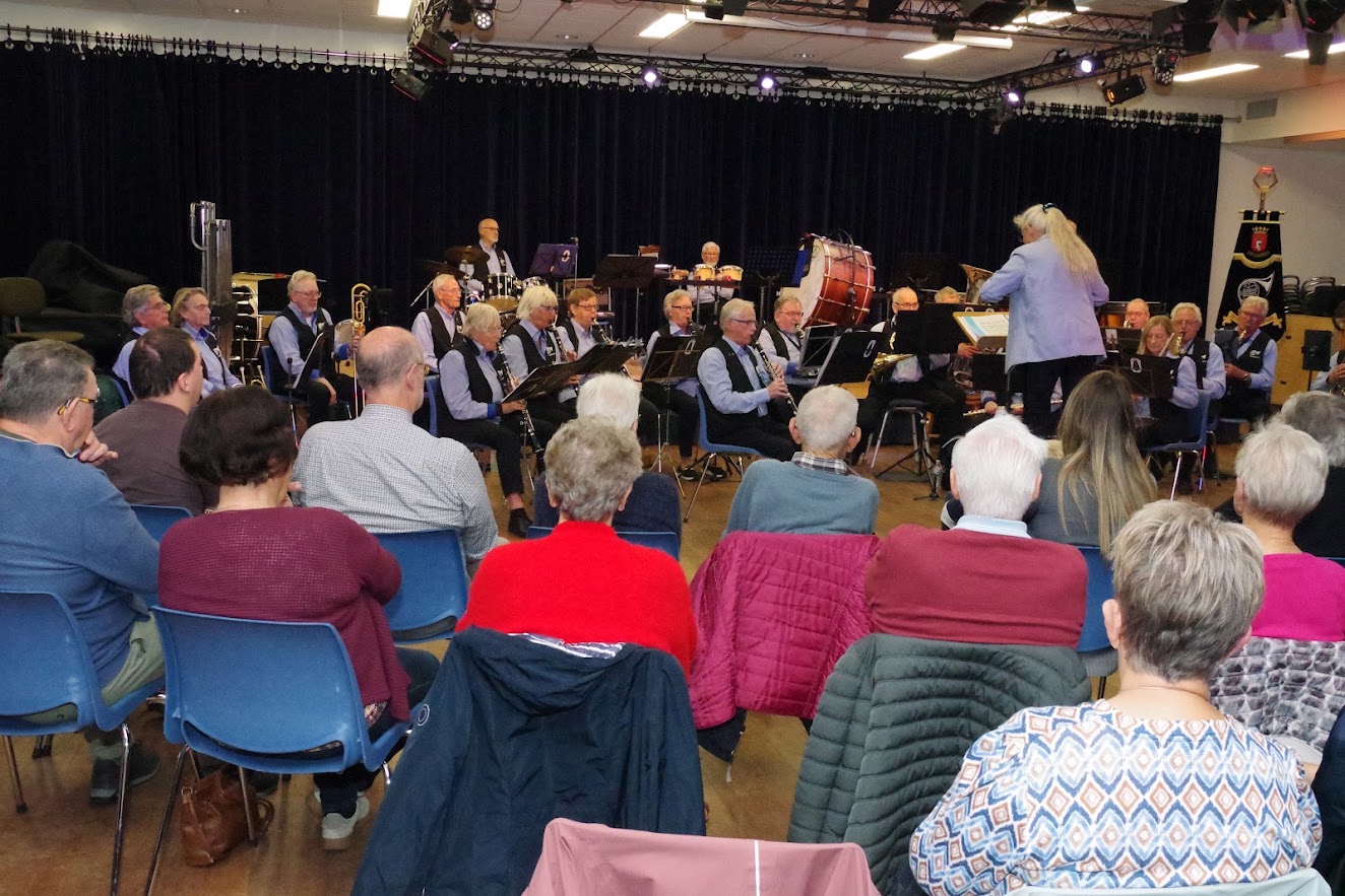 Uitwisselingsconcert met Muziekvereniging Muzikale uit Aarle-Rixtel — foto 55
