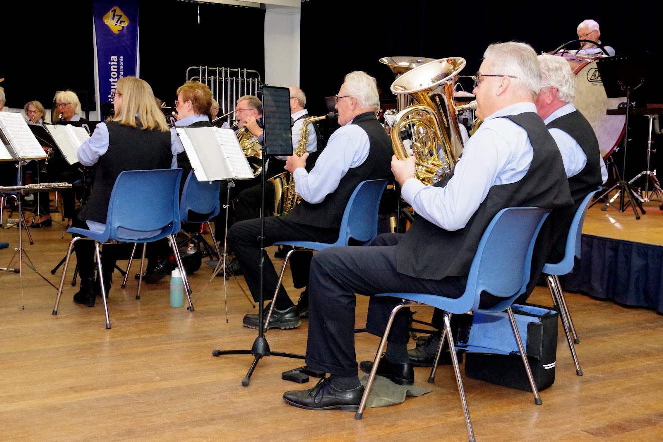 Uitwisselingsconcert met Muziekvereniging Muzikale uit Aarle-Rixtel — foto 40