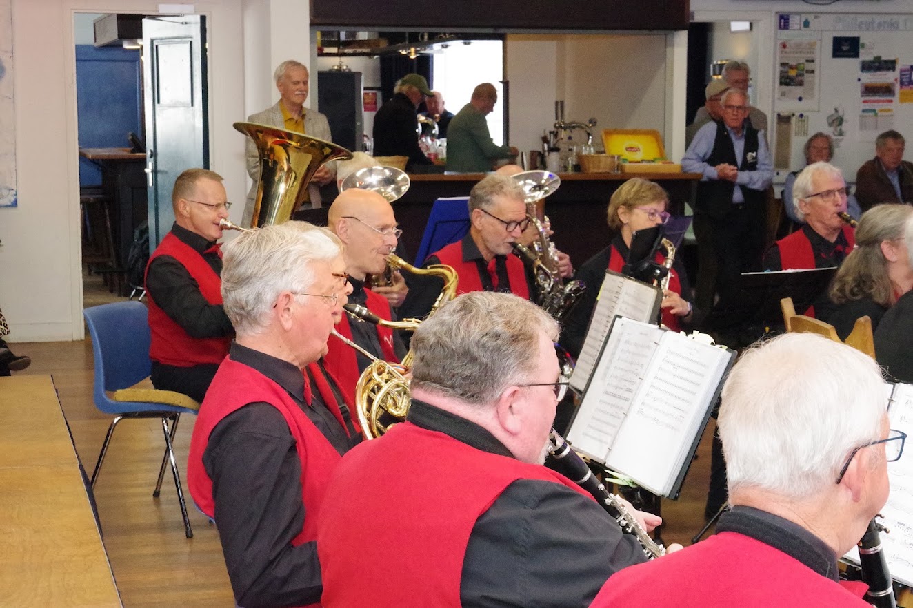 Uitwisselingsconcert met Muziekvereniging Muzikale uit Aarle-Rixtel — foto 130