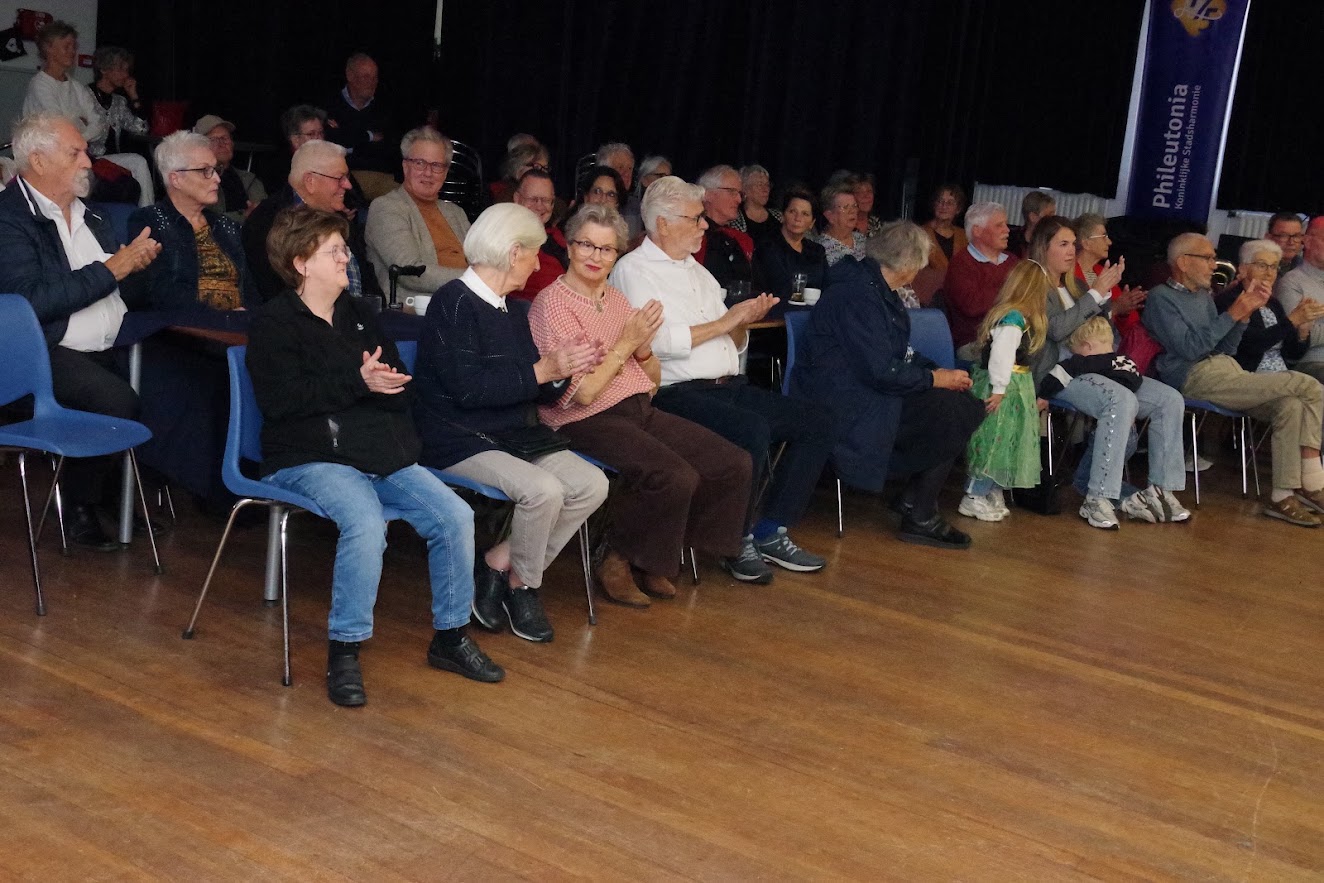 Uitwisselingsconcert met Muziekvereniging Muzikale uit Aarle-Rixtel — foto 91