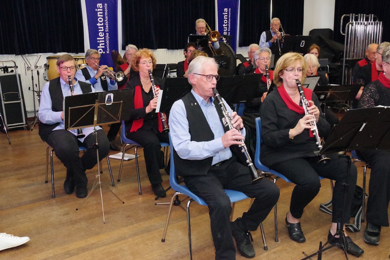 Uitwisselingsconcert met Muziekvereniging Muzikale uit Aarle-Rixtel — foto 183