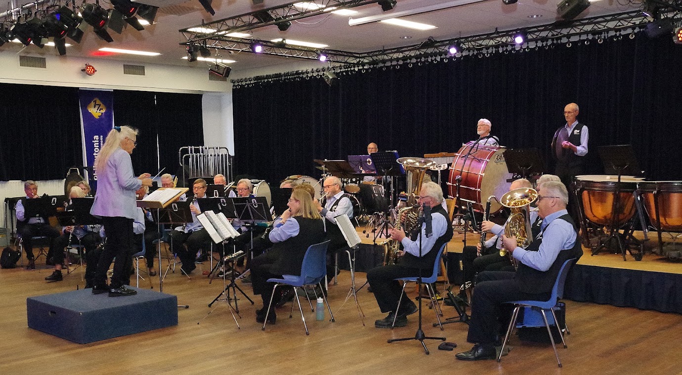 Uitwisselingsconcert met Muziekvereniging Muzikale uit Aarle-Rixtel — foto 41