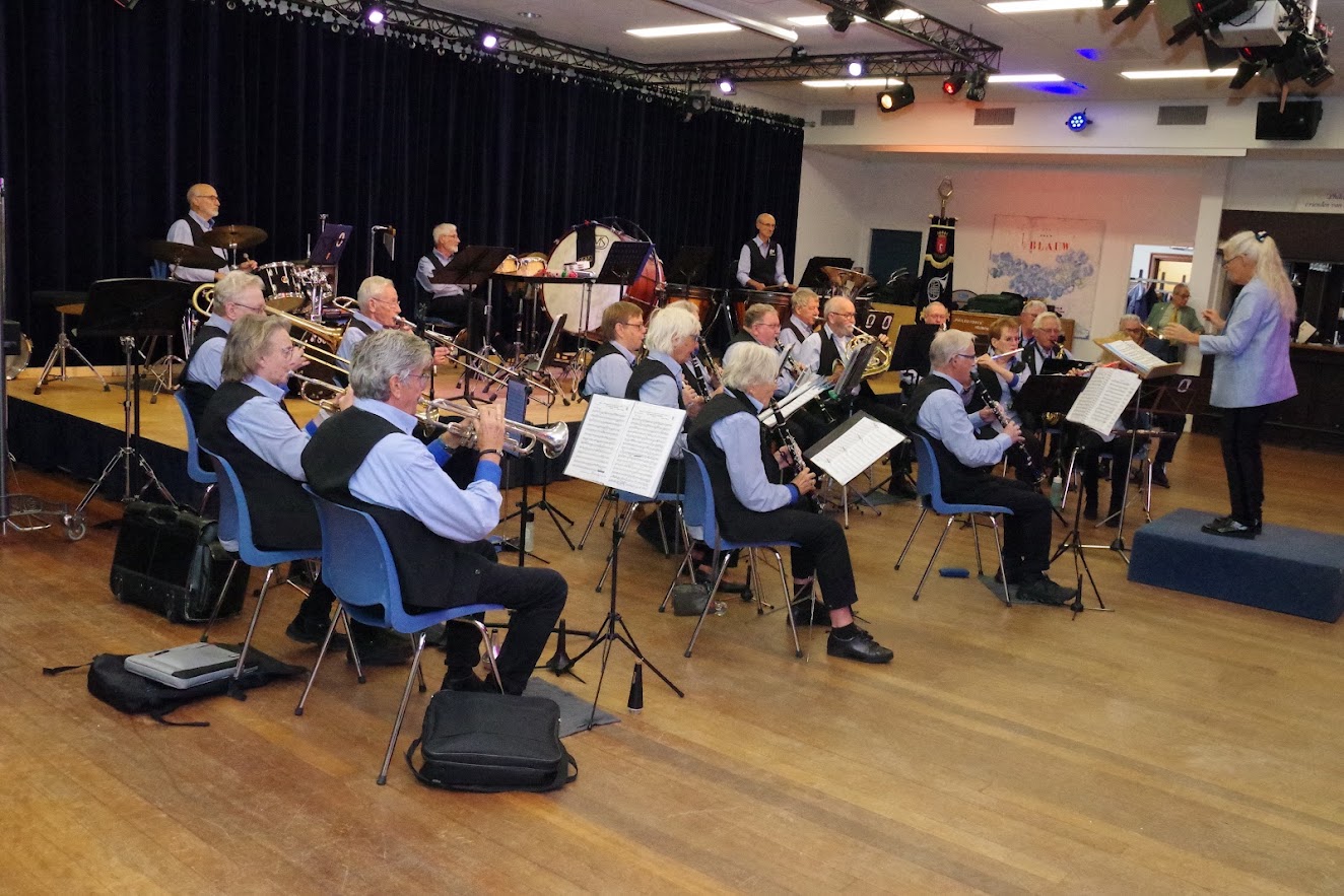 Uitwisselingsconcert met Muziekvereniging Muzikale uit Aarle-Rixtel — foto 60